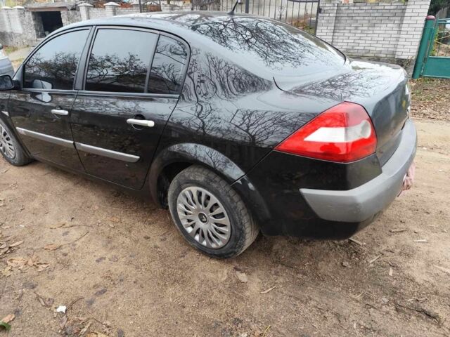 Черный Рено Меган, объемом двигателя 1.6 л и пробегом 200 тыс. км за 3500 $, фото 6 на Automoto.ua