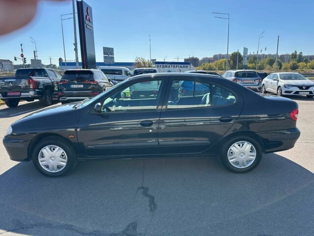 Черный Рено Меган, объемом двигателя 1.4 л и пробегом 71 тыс. км за 4500 $, фото 3 на Automoto.ua