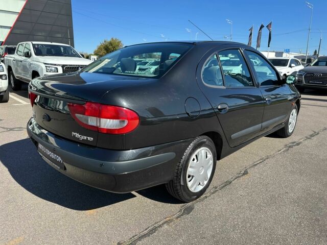 Черный Рено Меган, объемом двигателя 1.4 л и пробегом 71 тыс. км за 4500 $, фото 6 на Automoto.ua