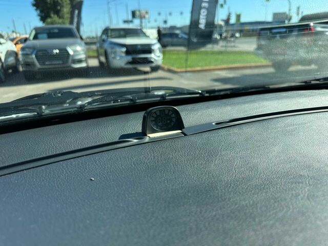 Черный Рено Меган, объемом двигателя 1.4 л и пробегом 71 тыс. км за 4500 $, фото 11 на Automoto.ua