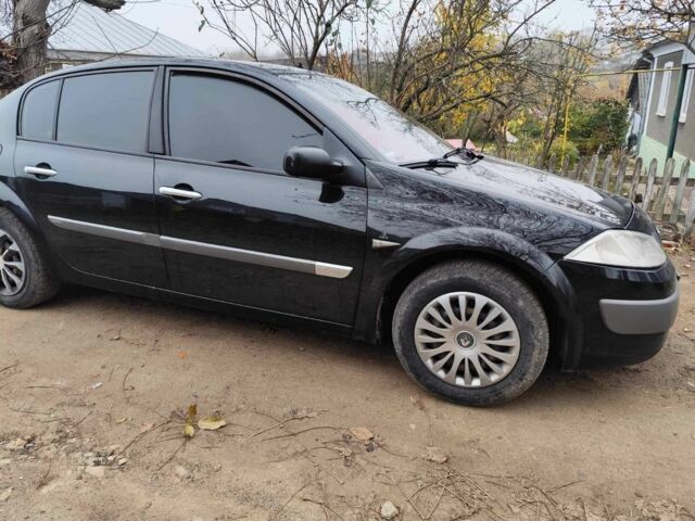 Черный Рено Меган, объемом двигателя 1.6 л и пробегом 200 тыс. км за 3500 $, фото 4 на Automoto.ua