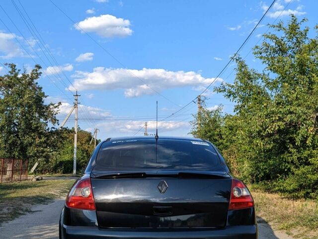 Черный Рено Меган, объемом двигателя 1.4 л и пробегом 230 тыс. км за 3600 $, фото 10 на Automoto.ua