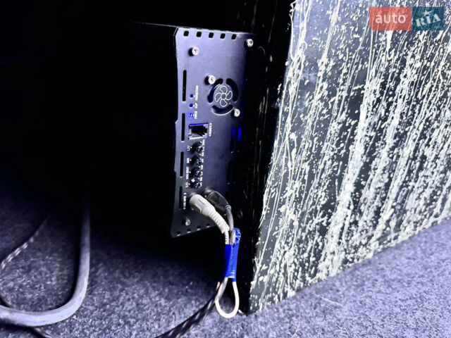 Чорний Рено Меган, об'ємом двигуна 1.39 л та пробігом 233 тис. км за 2999 $, фото 21 на Automoto.ua