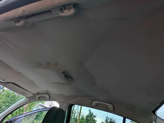 Черный Рено Меган, объемом двигателя 1.4 л и пробегом 230 тыс. км за 3600 $, фото 6 на Automoto.ua