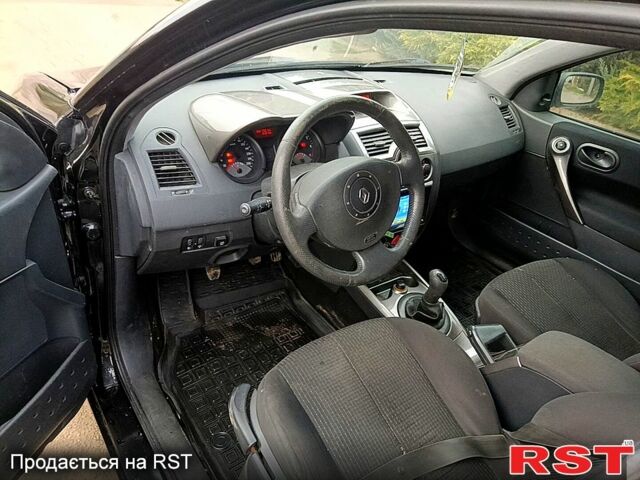 Чорний Рено Меган, об'ємом двигуна 1.4 л та пробігом 284 тис. км за 3500 $, фото 4 на Automoto.ua