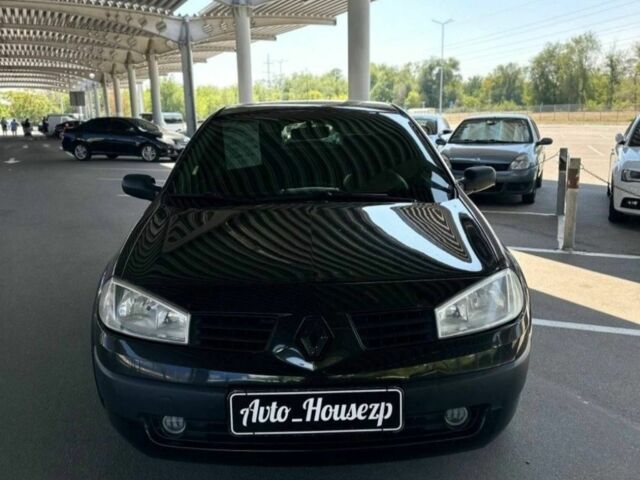 Черный Рено Меган, объемом двигателя 1.4 л и пробегом 300 тыс. км за 3600 $, фото 1 на Automoto.ua