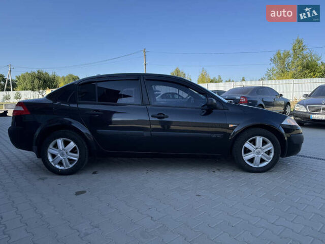 Черный Рено Меган, объемом двигателя 1.6 л и пробегом 297 тыс. км за 4800 $, фото 11 на Automoto.ua