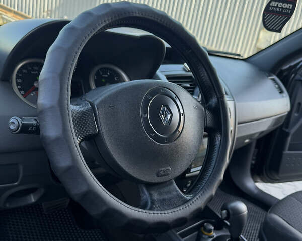 Черный Рено Меган, объемом двигателя 1.6 л и пробегом 297 тыс. км за 4699 $, фото 26 на Automoto.ua