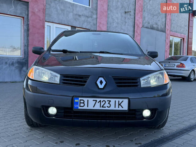 Черный Рено Меган, объемом двигателя 1.6 л и пробегом 297 тыс. км за 4800 $, фото 2 на Automoto.ua