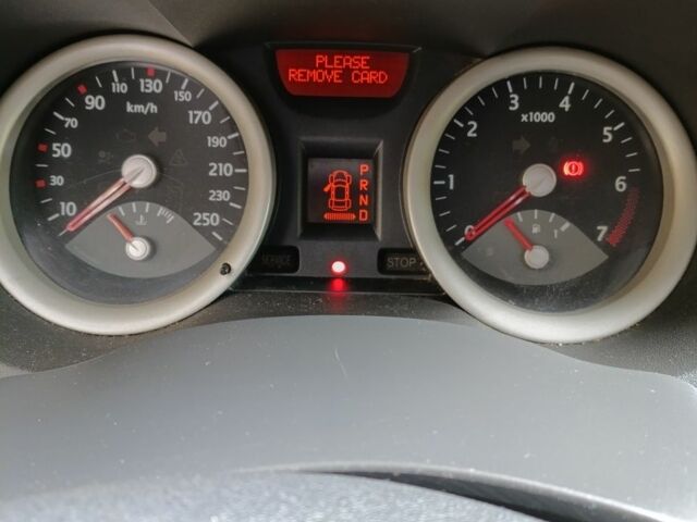 Черный Рено Меган, объемом двигателя 1.6 л и пробегом 238 тыс. км за 4800 $, фото 8 на Automoto.ua