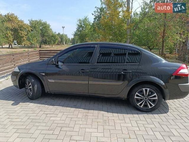 Черный Рено Меган, объемом двигателя 1.4 л и пробегом 298 тыс. км за 4500 $, фото 1 на Automoto.ua