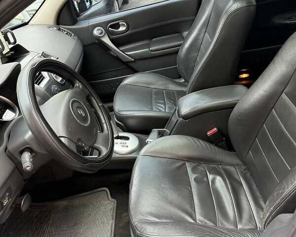 Черный Рено Меган, объемом двигателя 1.6 л и пробегом 241 тыс. км за 4300 $, фото 6 на Automoto.ua