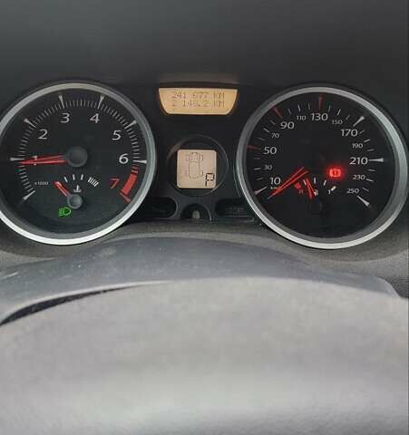 Черный Рено Меган, объемом двигателя 1.6 л и пробегом 241 тыс. км за 4300 $, фото 8 на Automoto.ua