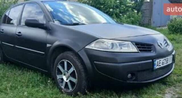 Чорний Рено Меган, об'ємом двигуна 1.4 л та пробігом 184 тис. км за 3100 $, фото 3 на Automoto.ua