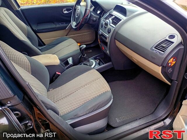 Черный Рено Меган, объемом двигателя 1.6 л и пробегом 285 тыс. км за 3999 $, фото 6 на Automoto.ua