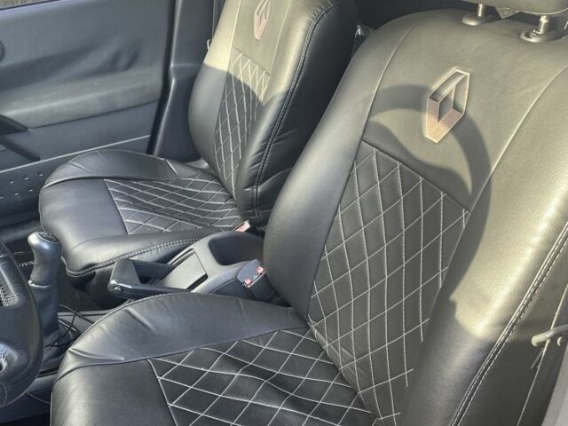 Черный Рено Меган, объемом двигателя 1.4 л и пробегом 305 тыс. км за 3800 $, фото 5 на Automoto.ua