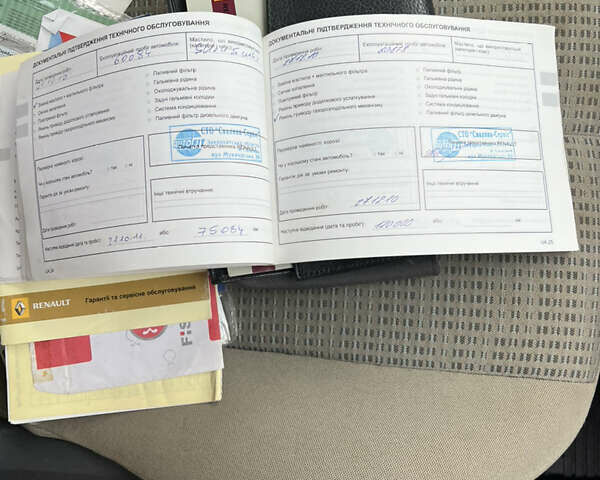 Черный Рено Меган, объемом двигателя 1.6 л и пробегом 158 тыс. км за 4250 $, фото 17 на Automoto.ua