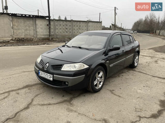Черный Рено Меган, объемом двигателя 1.4 л и пробегом 256 тыс. км за 4600 $, фото 2 на Automoto.ua