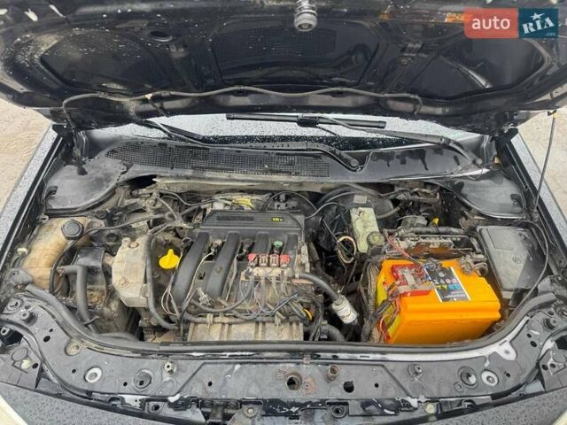 Черный Рено Меган, объемом двигателя 1.39 л и пробегом 300 тыс. км за 3333 $, фото 13 на Automoto.ua