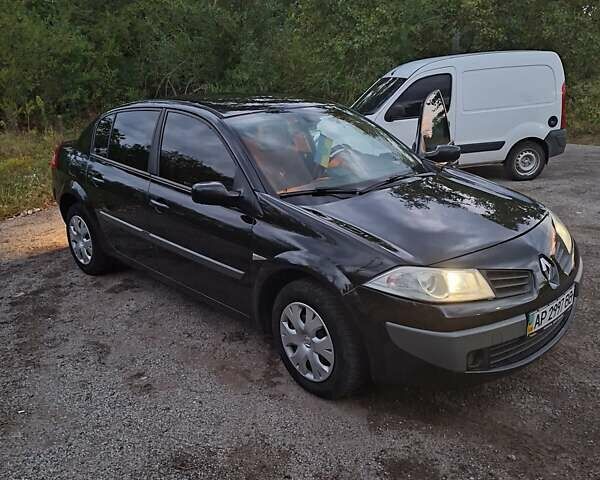 Черный Рено Меган, объемом двигателя 1.6 л и пробегом 277 тыс. км за 5000 $, фото 10 на Automoto.ua