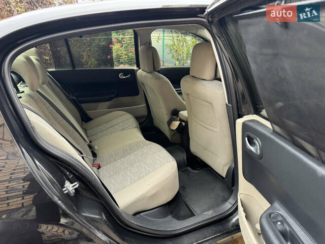 Черный Рено Меган, объемом двигателя 1.6 л и пробегом 151 тыс. км за 4700 $, фото 13 на Automoto.ua