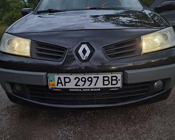 Черный Рено Меган, объемом двигателя 1.6 л и пробегом 277 тыс. км за 5000 $, фото 9 на Automoto.ua