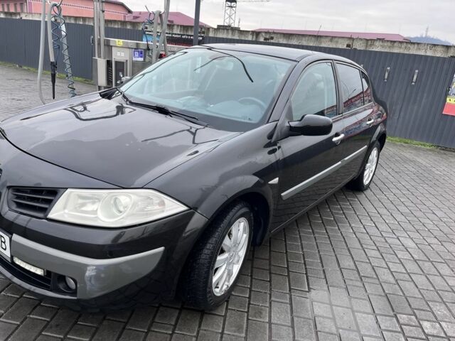 Черный Рено Меган, объемом двигателя 1.6 л и пробегом 299 тыс. км за 4800 $, фото 5 на Automoto.ua