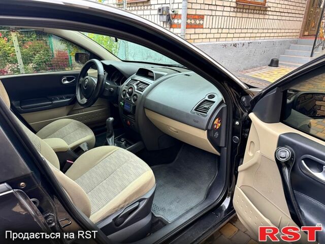 Черный Рено Меган, объемом двигателя 1.6 л и пробегом 151 тыс. км за 4700 $, фото 11 на Automoto.ua