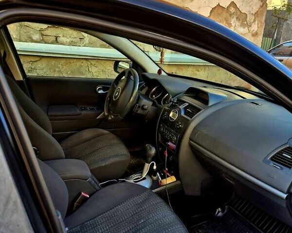 Чорний Рено Меган, об'ємом двигуна 1.6 л та пробігом 225 тис. км за 5000 $, фото 2 на Automoto.ua