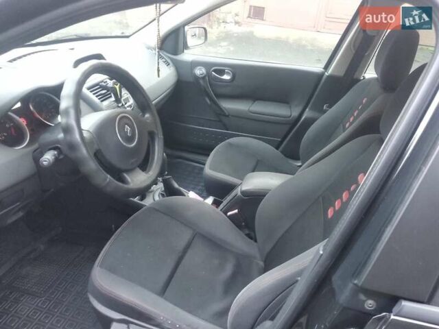 Чорний Рено Меган, об'ємом двигуна 1.6 л та пробігом 177 тис. км за 4800 $, фото 11 на Automoto.ua