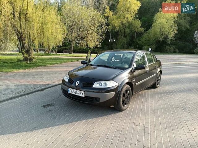 Черный Рено Меган, объемом двигателя 1.6 л и пробегом 210 тыс. км за 4300 $, фото 9 на Automoto.ua
