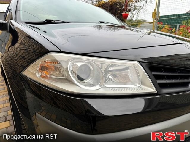 Черный Рено Меган, объемом двигателя 1.6 л и пробегом 151 тыс. км за 4700 $, фото 8 на Automoto.ua