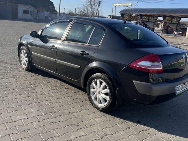 Черный Рено Меган, объемом двигателя 1.6 л и пробегом 315 тыс. км за 5000 $, фото 1 на Automoto.ua