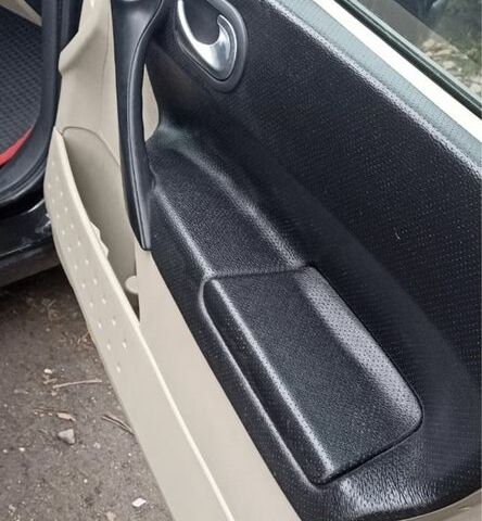 Черный Рено Меган, объемом двигателя 1.6 л и пробегом 315 тыс. км за 5000 $, фото 15 на Automoto.ua