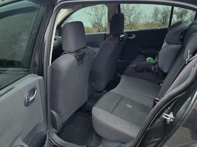 Чорний Рено Меган, об'ємом двигуна 1.6 л та пробігом 192 тис. км за 6000 $, фото 8 на Automoto.ua