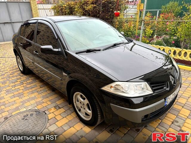 Черный Рено Меган, объемом двигателя 1.6 л и пробегом 151 тыс. км за 4700 $, фото 6 на Automoto.ua