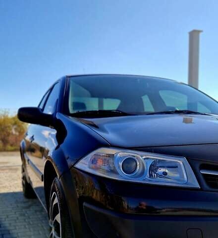 Рено Меган 2008 в Черновцах на Automoto.ua Черный Рено Меган, объемом двигателя 1.4 л и пробегом 200 тыс. км за 4000 $, фото 4 на Automoto.ua