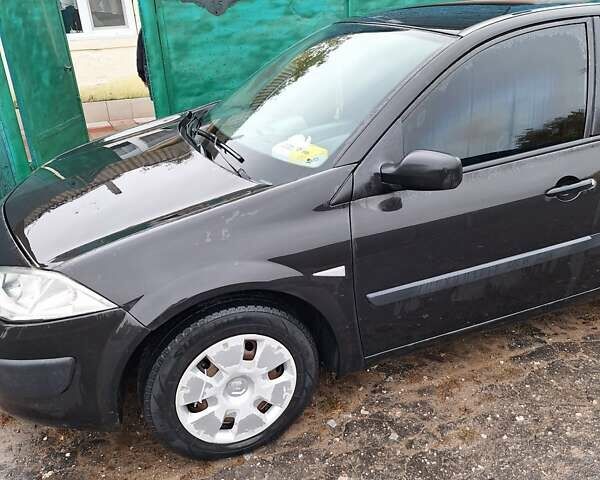 Черный Рено Меган, объемом двигателя 1.4 л и пробегом 490 тыс. км за 3100 $, фото 5 на Automoto.ua