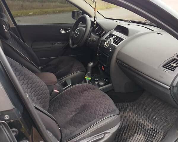 Чорний Рено Меган, об'ємом двигуна 1.6 л та пробігом 204 тис. км за 5800 $, фото 6 на Automoto.ua