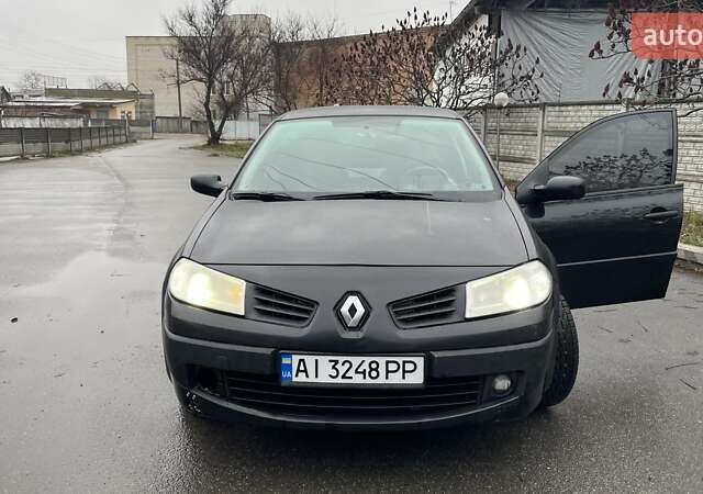 Черный Рено Меган, объемом двигателя 1.39 л и пробегом 281 тыс. км за 4200 $, фото 7 на Automoto.ua