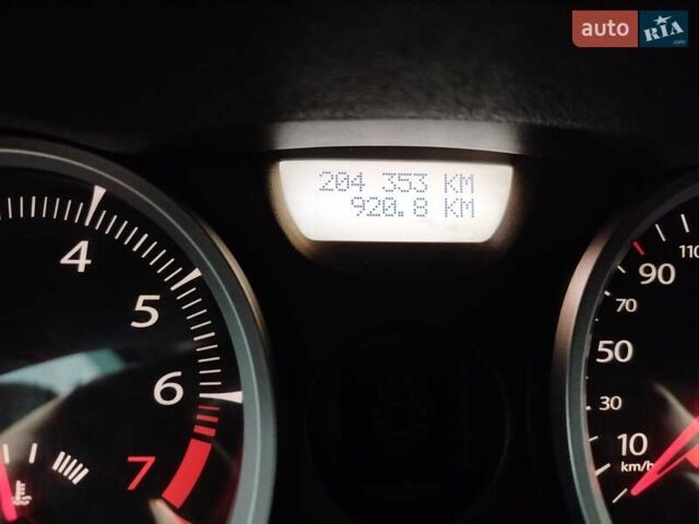 Чорний Рено Меган, об'ємом двигуна 1.6 л та пробігом 204 тис. км за 5800 $, фото 7 на Automoto.ua