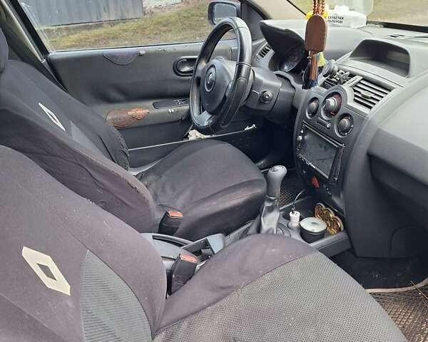 Черный Рено Меган, объемом двигателя 1.4 л и пробегом 490 тыс. км за 3100 $, фото 3 на Automoto.ua