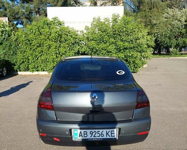 Чорний Рено Меган, об'ємом двигуна 1.6 л та пробігом 224 тис. км за 5950 $, фото 10 на Automoto.ua