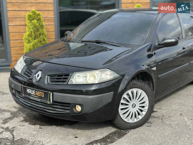 Черный Рено Меган, объемом двигателя 1.39 л и пробегом 163 тыс. км за 4999 $, фото 2 на Automoto.ua