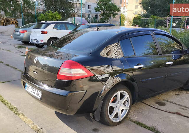 Черный Рено Меган, объемом двигателя 1.6 л и пробегом 290 тыс. км за 4599 $, фото 7 на Automoto.ua