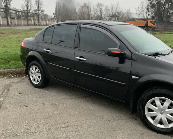 Черный Рено Меган, объемом двигателя 1.6 л и пробегом 170 тыс. км за 5200 $, фото 7 на Automoto.ua