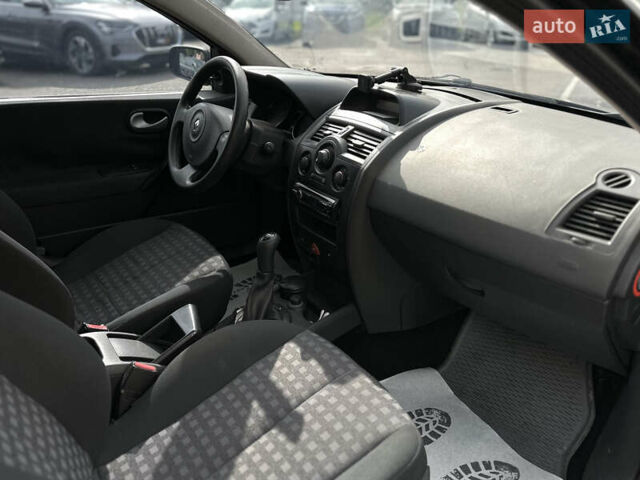 Черный Рено Меган, объемом двигателя 1.39 л и пробегом 163 тыс. км за 4999 $, фото 29 на Automoto.ua