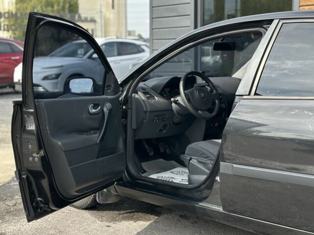 Рено Меган 2009 у Львові на Automoto.ua Чорний Рено Меган, об'ємом двигуна 1.4 л та пробігом 163 тис. км за 4999 $, фото 10 на Automoto.ua