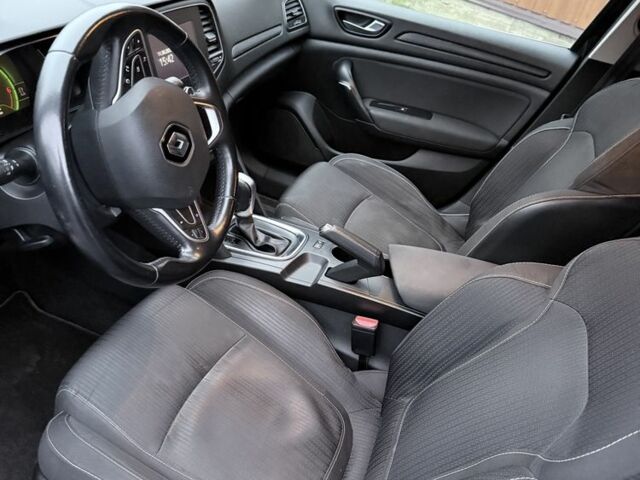 Чорний Рено Меган, об'ємом двигуна 1.6 л та пробігом 89 тис. км за 12999 $, фото 7 на Automoto.ua