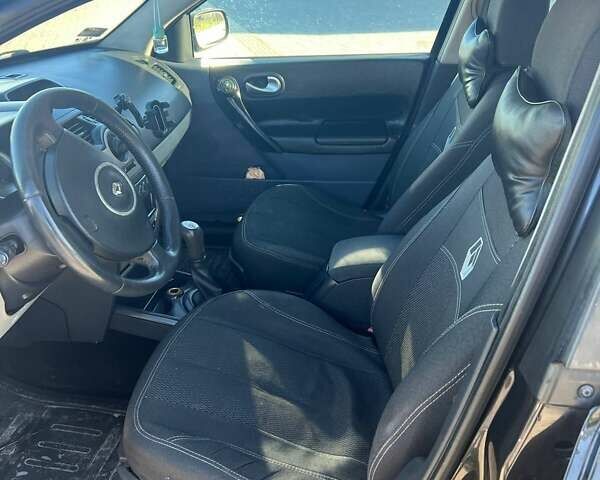 Черный Рено Меган, объемом двигателя 1.46 л и пробегом 420 тыс. км за 3700 $, фото 7 на Automoto.ua